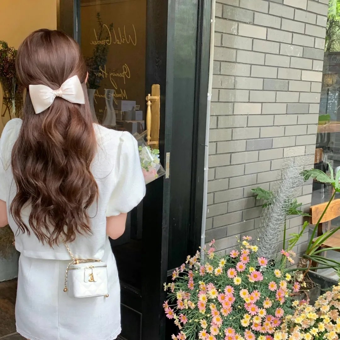 女导与强盗